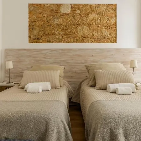Plum Guide - Lunar Phase Apartamento Lisboa