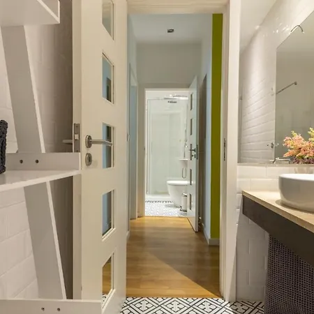 Plum Guide - Lunar Phase Apartamento Lisboa